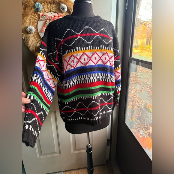 Vintage Hunt Club colorful pattern crewneck sweater, size large - Picture 2 of 8